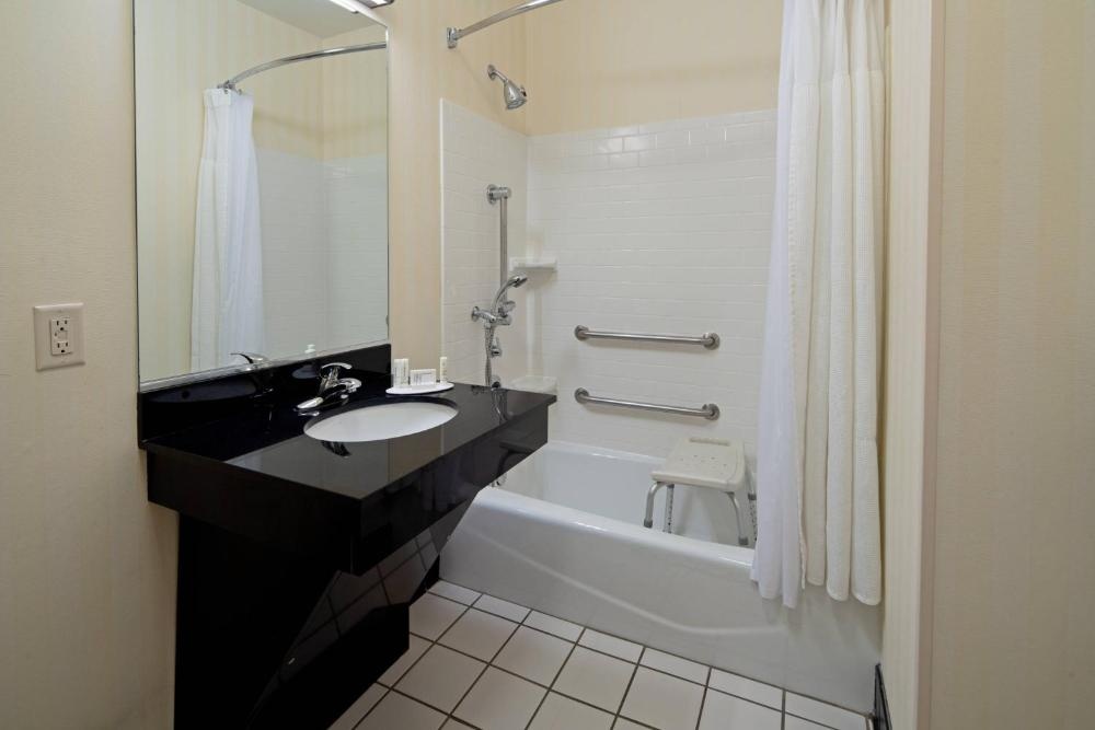 Fairfield Inn & Suites - Los Angeles West Covina Image 13